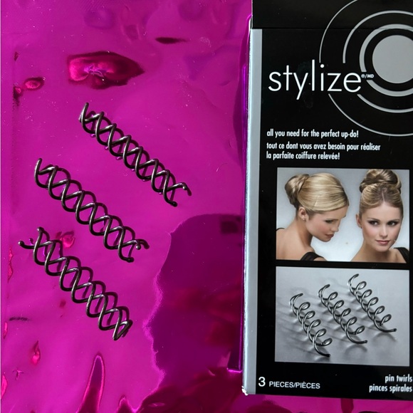 WOW Styling Cream (hair) + 3 pin twirls - Picture 2 of 5